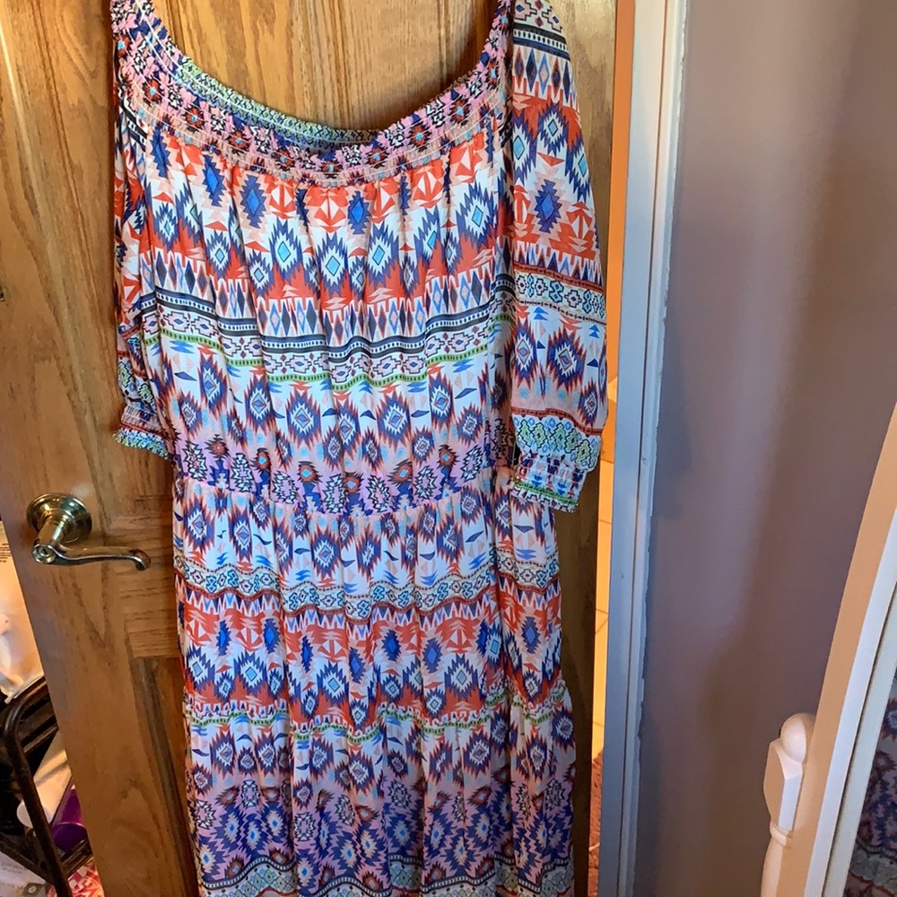 Off shoulder maxi dress